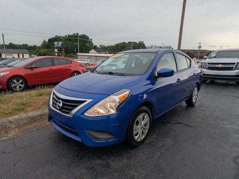 Used 2017 Nissan Versa S Plus FWD image 3