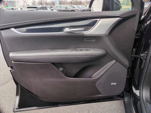 Certified 2025 Cadillac XT5 Premium Luxury FWD image 23