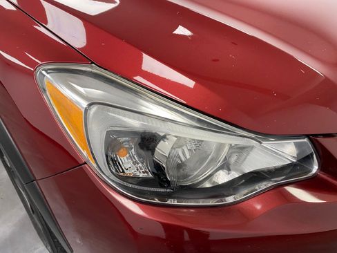 Used 2017 Subaru Crosstrek 2.0i Premium AWD/4WD image 10