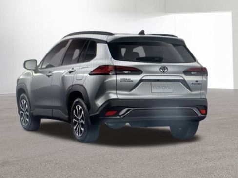 Used 2026 Toyota Corolla Cross SE image 4