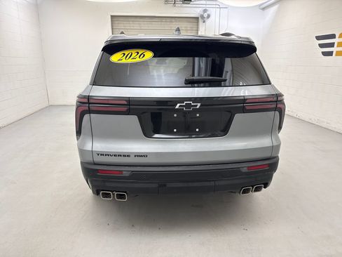 Used 2026 Chevrolet Traverse LT w/ Midnight/Sport Edition AWD/4WD image 4