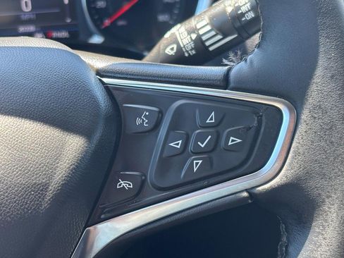 Certified 2024 Chevrolet Equinox LT w/ LPO, Floor Liner Package FWD image 18