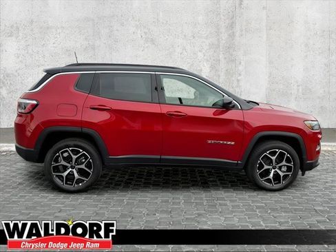 New 2026 Jeep Compass Limited image 2