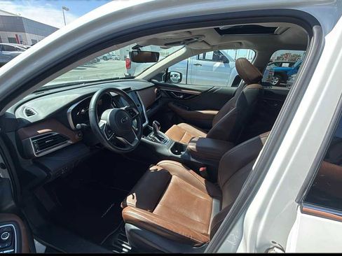 Used 2022 Subaru Outback Touring XT AWD/4WD image 3