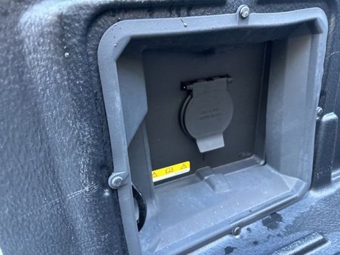 Used 2023 Ford F150 XLT w/ Equipment Group 302A High image 9