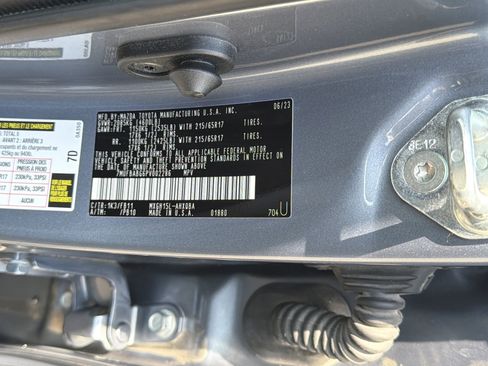 Used 2023 Toyota Corolla Cross S AWD/4WD image 30