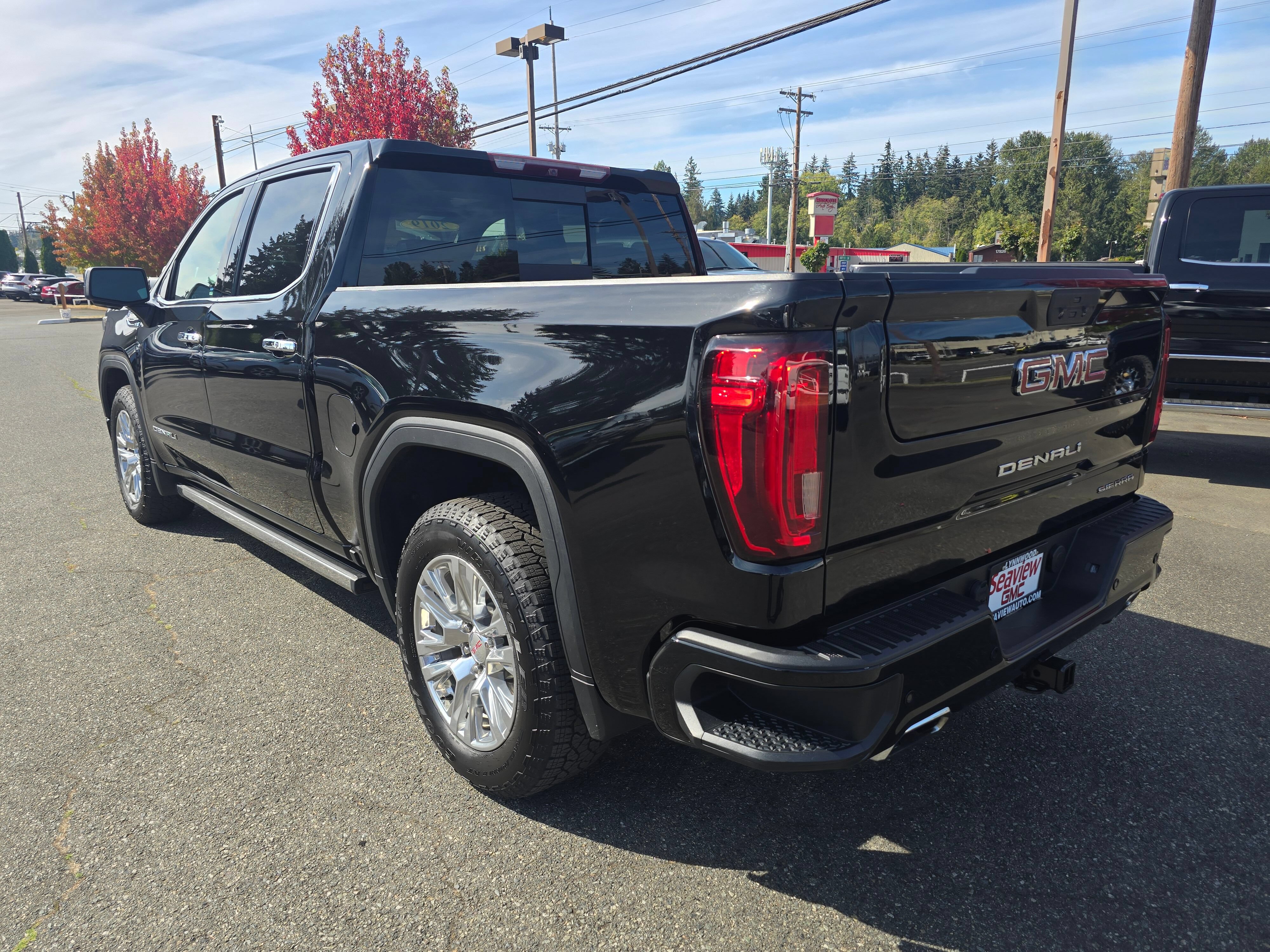 Used 2019 GMC Sierra 1500 Denali w/ Technology Package AWD/4WD image 5