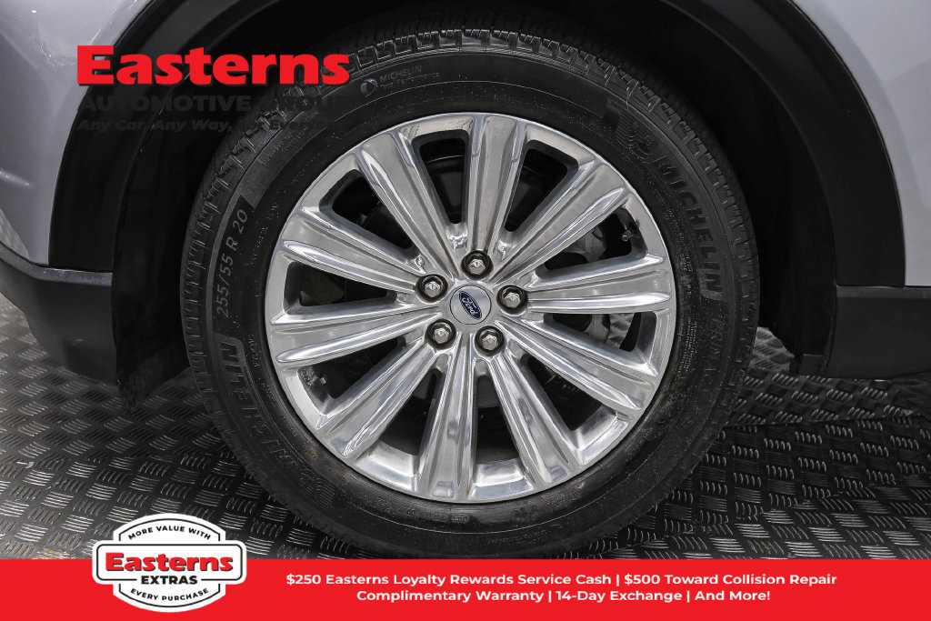 Used 2023 Ford Explorer Limited AWD/4WD image 35