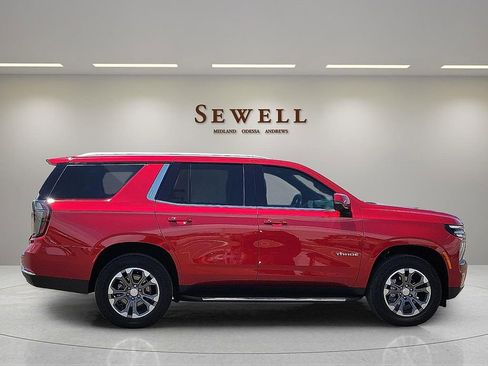 Used 2025 Chevrolet Tahoe LT w/ Comfort Package RWD image 6
