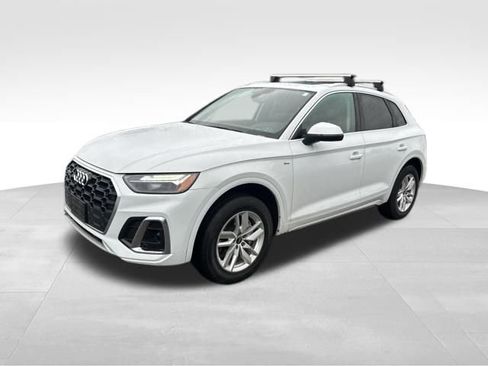 Used 2023 Audi Q5 2.0T Premium w/ Convenience Package image 8
