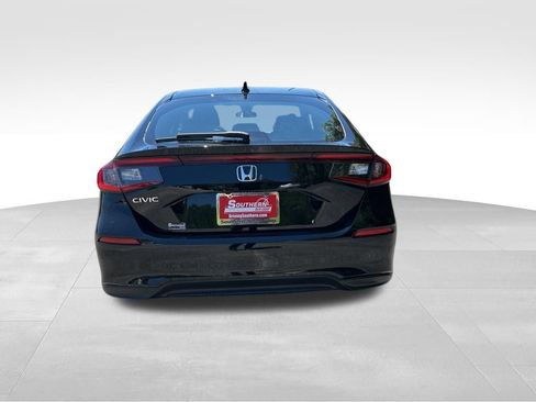 Used 2024 Honda Civic EX-L image 7