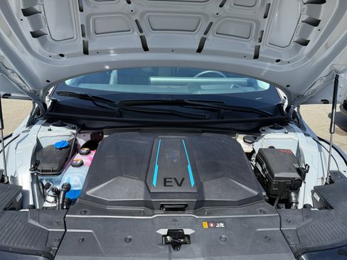 Certified 2024 Hyundai Ioniq 5 Limited RWD image 20