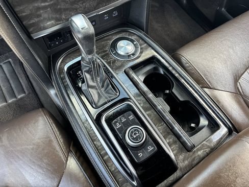 Used 2021 Nissan Armada Platinum w/ Captain's Chairs Package RWD image 29