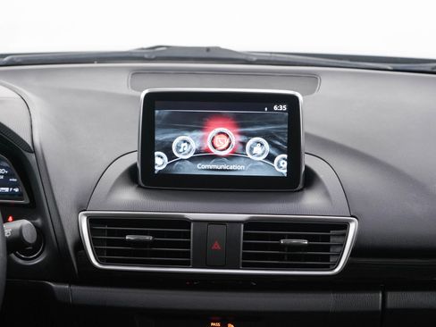 Used 2016 MAZDA MAZDA3 i Touring w/ Popular Equipment Package FWD image 15