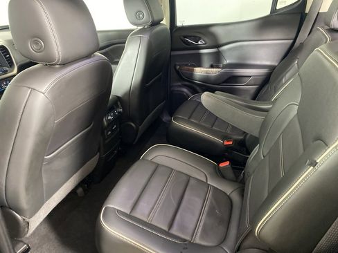 Used 2021 GMC Acadia Denali w/ Denali Ultimate Package image 18