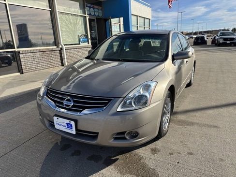 Used 2012 Nissan Altima 2.5 S w/ Convenience Pkg image 1