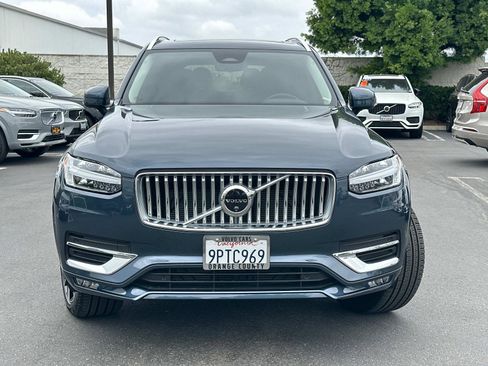 Certified 2025 Volvo XC90 B6 Plus image 2