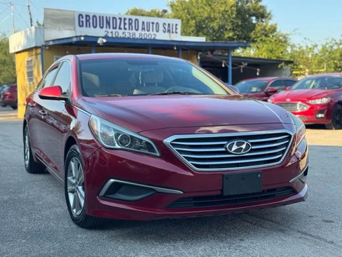 Used 2016 Hyundai Sonata SE w/ Winter Weather Package image 1