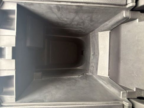 Used 2023 Ford Edge SEL image 35