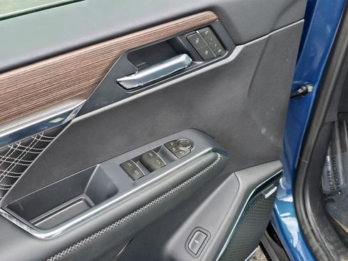 New 2026 GMC Acadia Denali w/ Super Cruise Package image 13