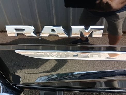 Used 2021 RAM 4500 4x4 Crew Cab DRW image 11