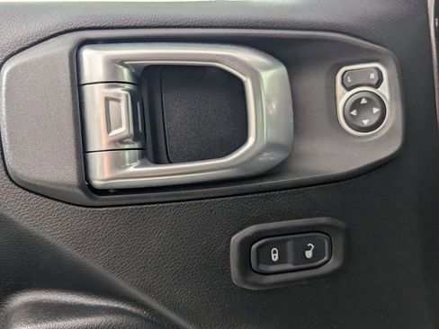 Used 2020 Jeep Wrangler Unlimited Rubicon AWD/4WD image 16