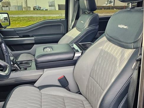 Used 2021 Ford F150 Limited image 8