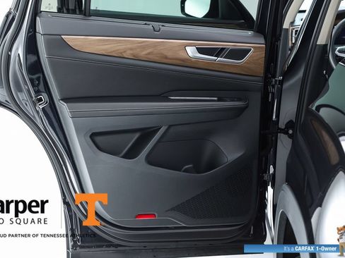 Used 2024 Volkswagen Atlas SE FWD image 17