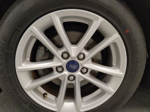 Used 2018 Ford Focus SE image 31