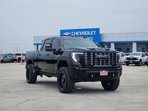Used 2026 GMC Sierra 2500 Denali Ultimate AWD/4WD image 3