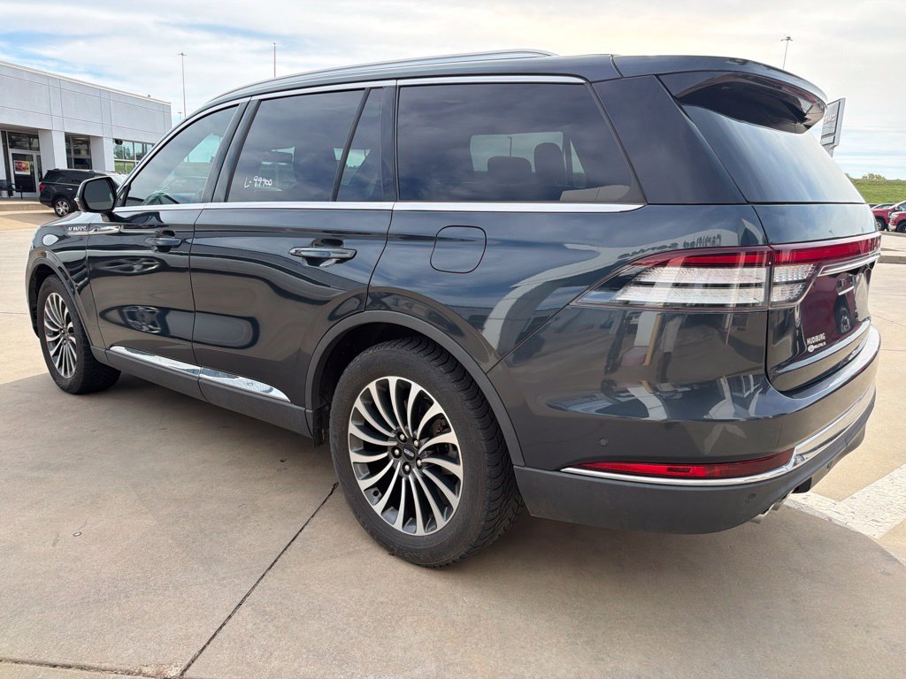 Used 2022 Lincoln Aviator Reserve w/ Class IV Trailer Tow Package RWD image 5