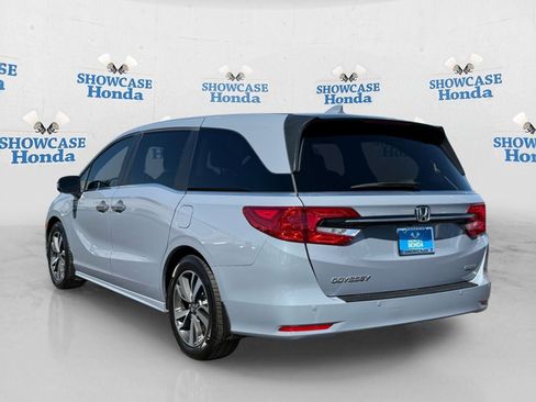 Used 2024 Honda Odyssey Touring image 5