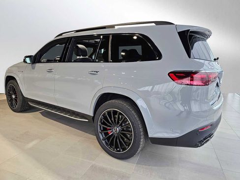 Used 2025 Mercedes-Benz GLS 63 AMG 4MATIC image 4