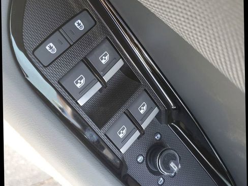 New 2026 Audi Q3 quattro 2.0T image 21