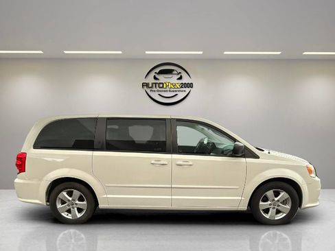 Used 2013 Dodge Grand Caravan SE FWD image 5