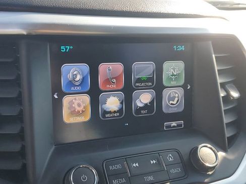 Used 2018 GMC Acadia SLT image 22