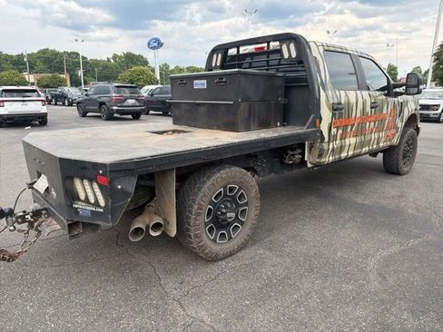 Used 2019 Ford F250 XL w/ Power Equipment Group AWD/4WD image 4