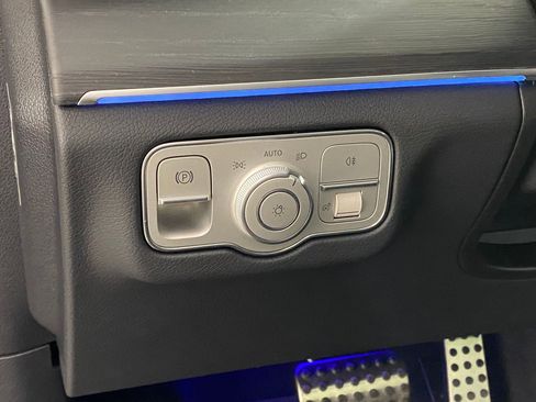 New 2026 Mercedes-Benz GLS 450 4MATIC image 19