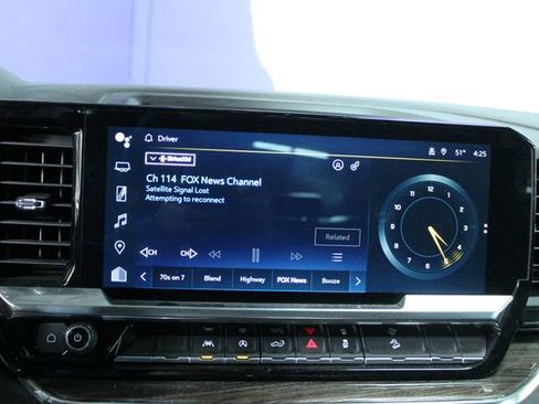 Used 2023 Chevrolet Silverado 1500 LT Trail Boss w/ LPO, Dark Essentials Package image 18