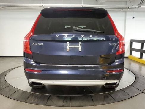 Used 2019 Volvo XC90 T6 Momentum w/ Protection Package Premier AWD/4WD image 8