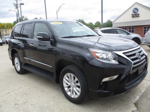Used 2017 Lexus GX 460 Premium w/ Premium Package AWD/4WD image 8