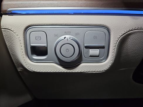 New 2026 Mercedes-Benz GLE 450 4MATIC image 27