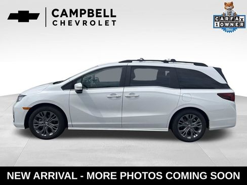 Used 2025 Honda Odyssey Touring image 2