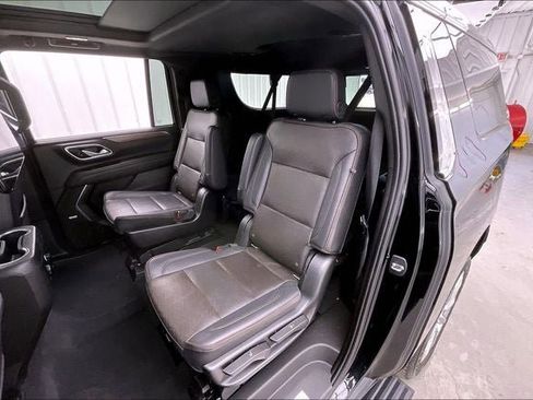 Used 2021 Chevrolet Suburban High Country w/ Premium Package AWD/4WD image 20