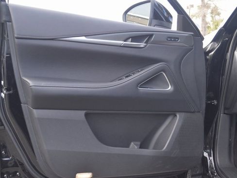 Certified 2025 INFINITI QX60 Luxe w/ Vision Package image 11