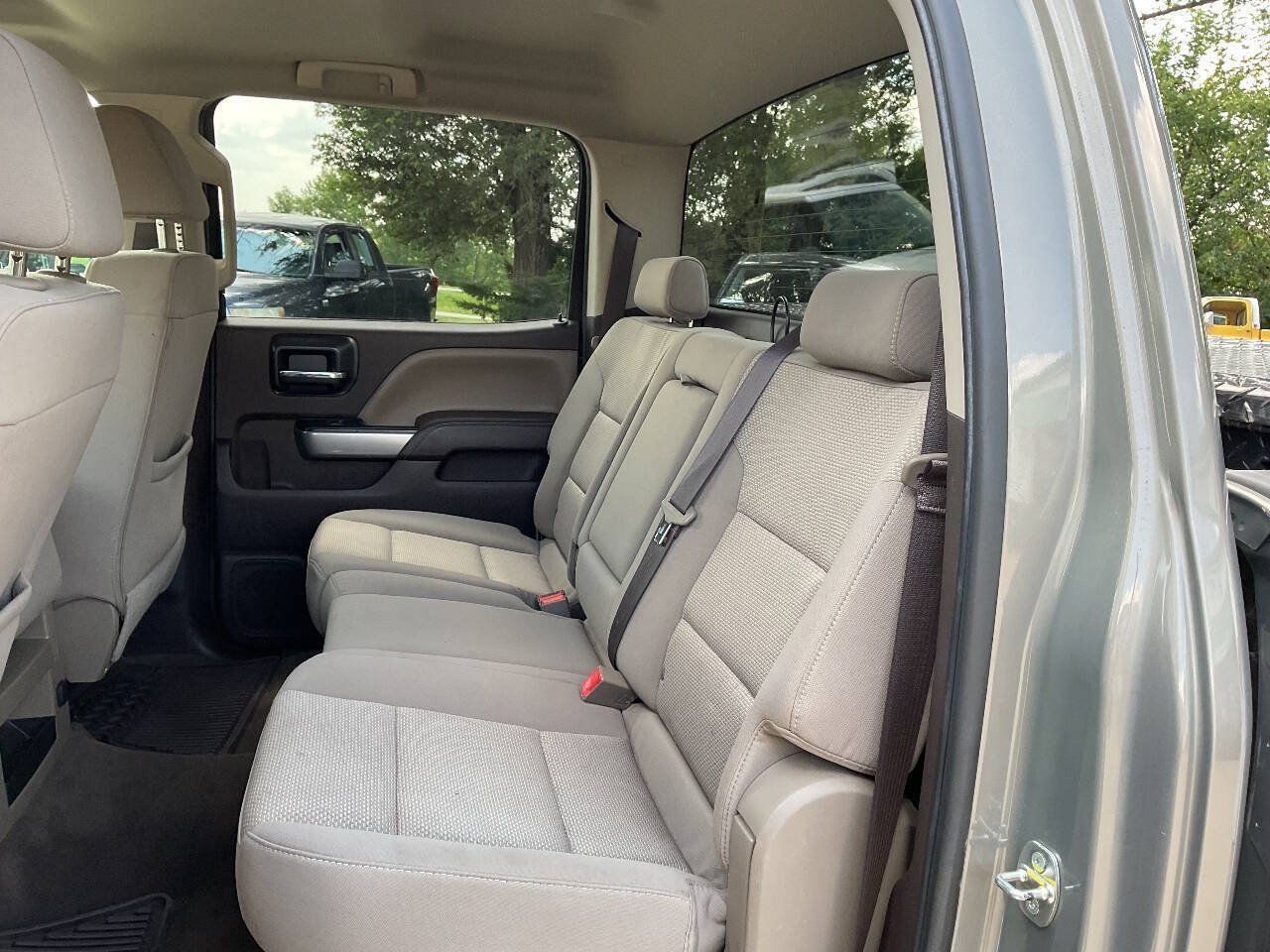 Used 2017 Chevrolet Silverado 2500 LT w/ LT Fleet Convenience Package AWD/4WD image 12