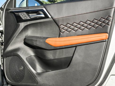 New 2025 Mitsubishi Outlander SEL image 10