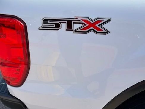 Used 2019 Ford Ranger XL w/ Equipment Group 101A Mid RWD image 8