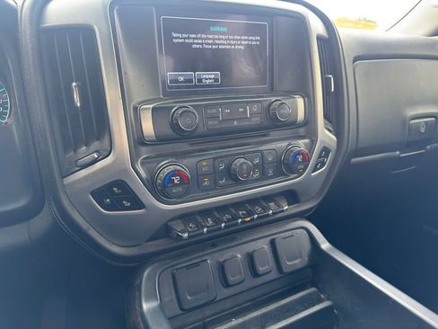 Used 2019 GMC Sierra 2500 SLT w/ Duramax Plus Package AWD/4WD image 11