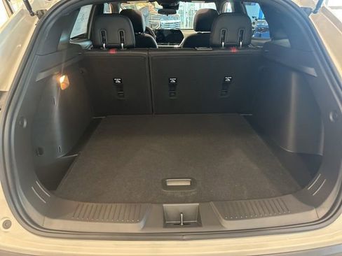 New 2026 Chevrolet Trax RS w/ Sunroof Package image 12